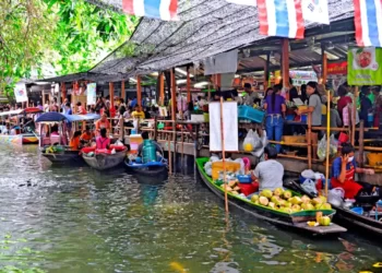 CHO NOI BON MIEN PATTAYA 1