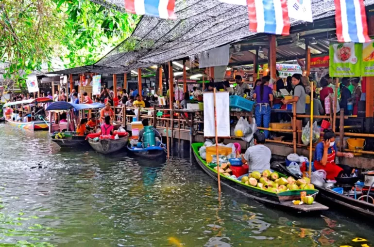 CHO NOI BON MIEN PATTAYA 1