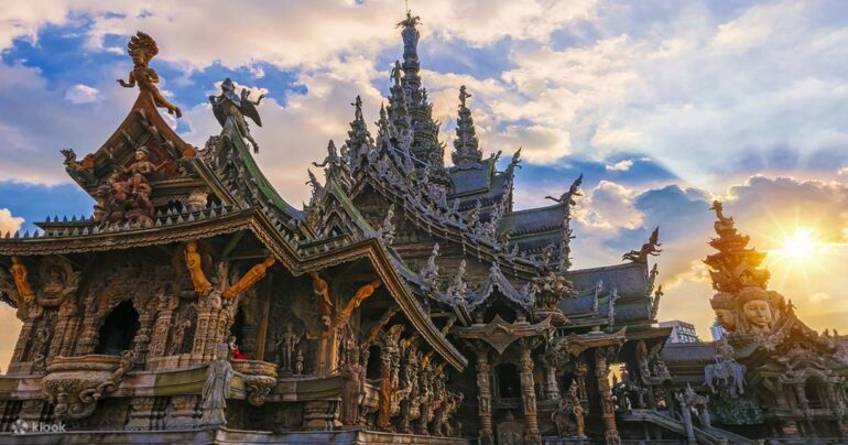 The Sanctuary of Truth in Pattaya Bangkok 1