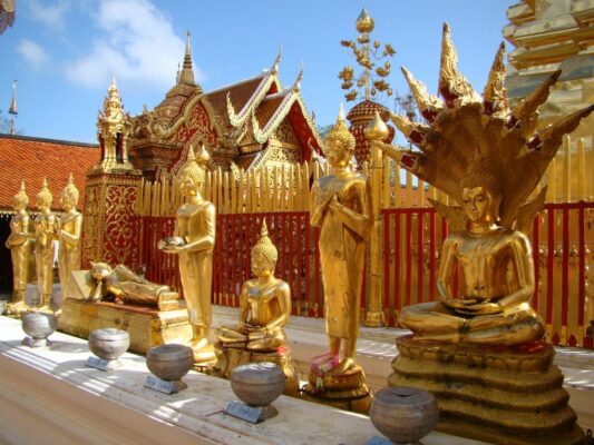 WAT PHRATHAT DOI SUTHEP PEEGO TRAVEL 1