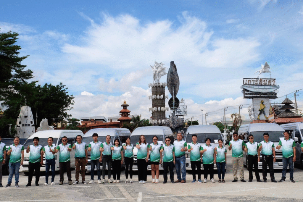 dịch vụ thuê xe peego travel